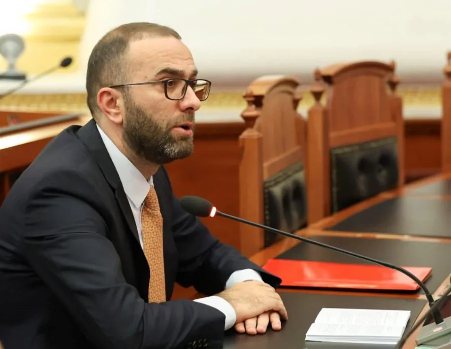 Gazment Bardhi: SPAK të hetojë Ramën dhe Veliajn për  pastrimin e 1.6 miliardë € të krimit dhe drogës përmes ndërtimit