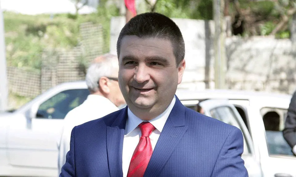 Raporti i KLSH: Bashkia Fier ka furnizuar me naftë makinat personale të punonjësve, 130 MLN lekë dëm ekonomik