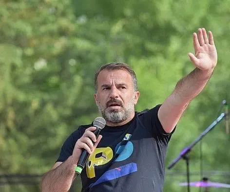 Drejtori i besuar i Veliajt, Taulant Tusha gati për pranga nga SPAK-u.