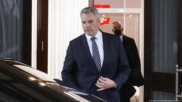 Austria vendos kufirin e qirave