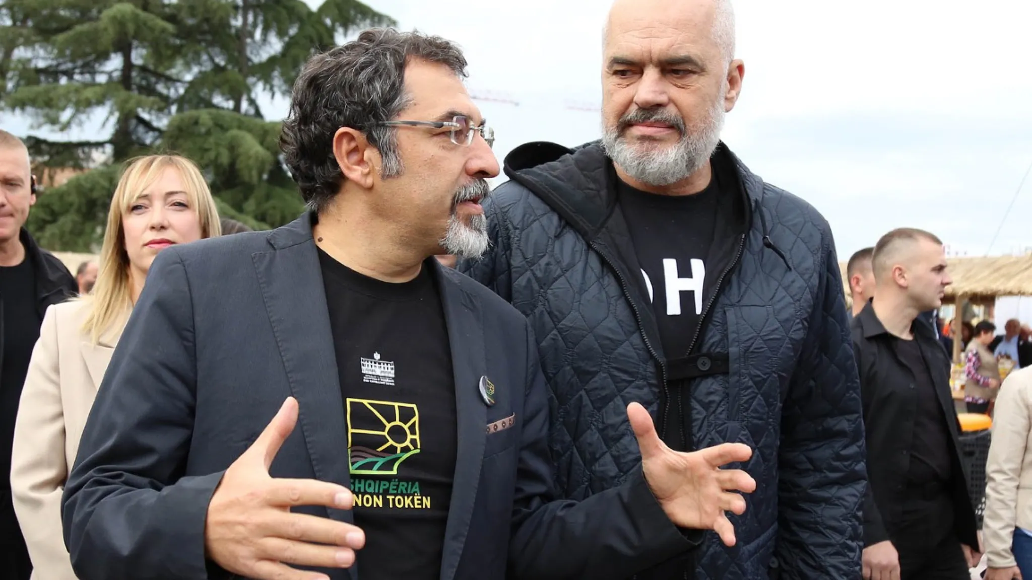 Edi Rama emëron Bledi Çuçin kryetar të grupit parlamentar të PS