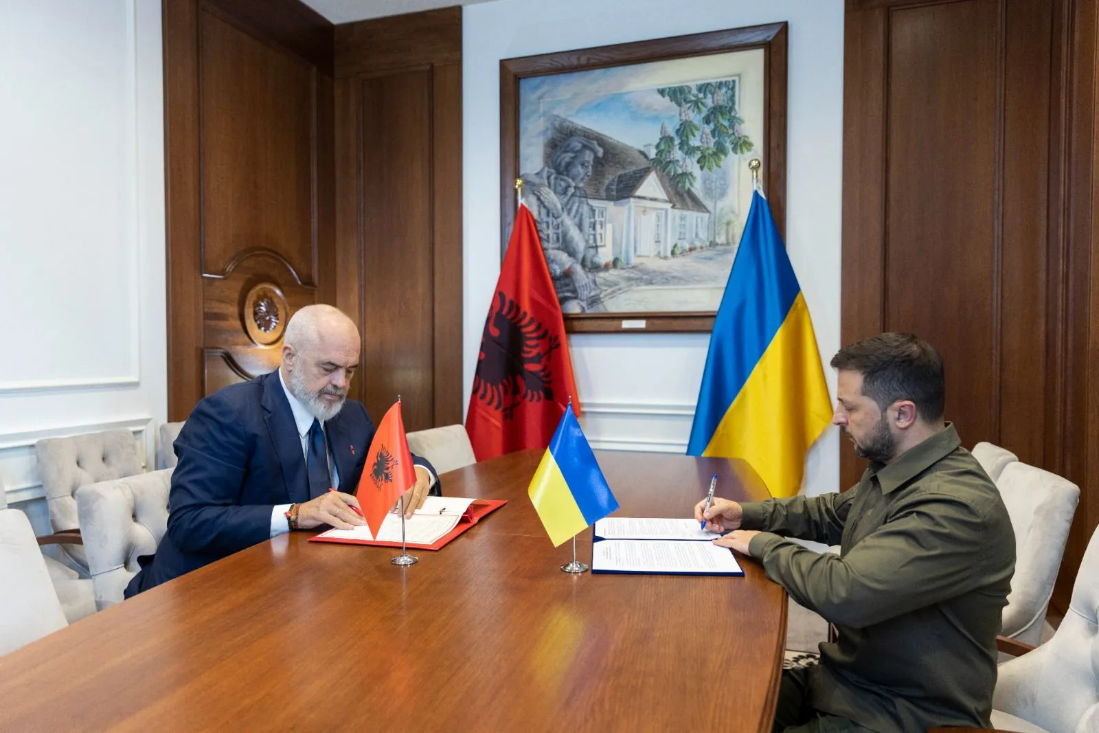 Zelensky “mesazh” Ramës për mbështetjen e integrimin të Ukrainës në NATO : I treguat botës si duhet trajtuar Rusia
