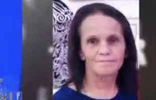 Flet  nëna e 22-vjeçares që u mbajt e mbyllur në Greqi: Kunati i shpëtoi jetën kur ishte 5 muajsh shtatzënë