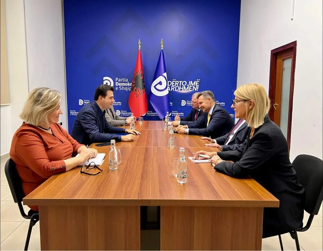 Basha takim me reporterët e Këshillit të Europës :PD për t’i kthyer shqiptarëve besimin tek vota dhe politika me paketën e reformës zgjedhore