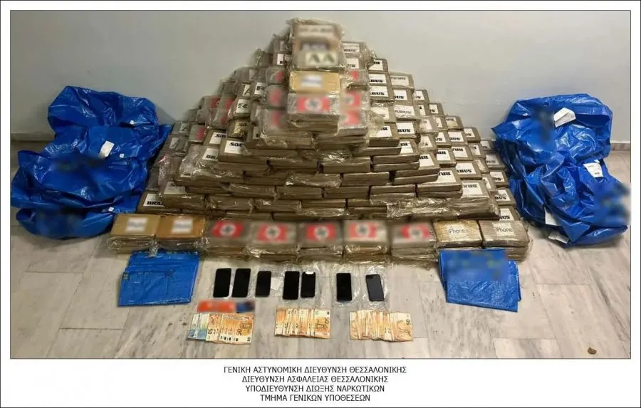 Greqi/ Sekuestrohen 585 kg kokainë, shkatërrohet familja shqiptare e trafikut