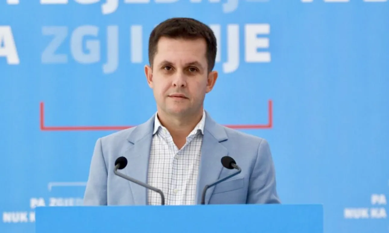 Alimehmeti flet për raportin e KLSH për pandeminë:  Ministria e Shëndetësisë me raportime false
