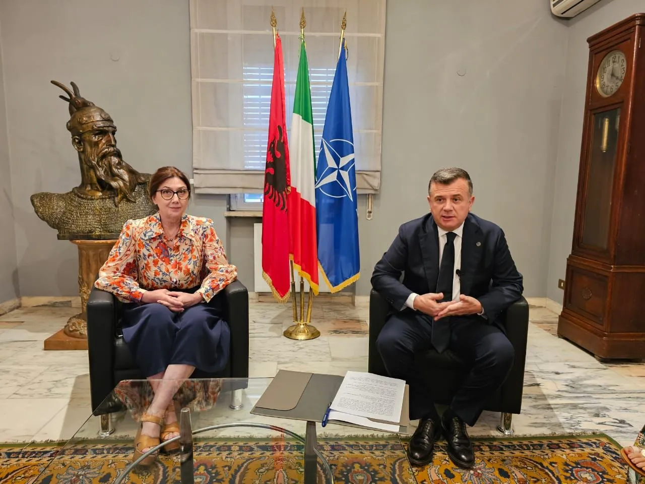 Ministri Balla flet për regjistrimin  jashtë vendit: Gjithçka  do të funksionojë përmes e-Albania