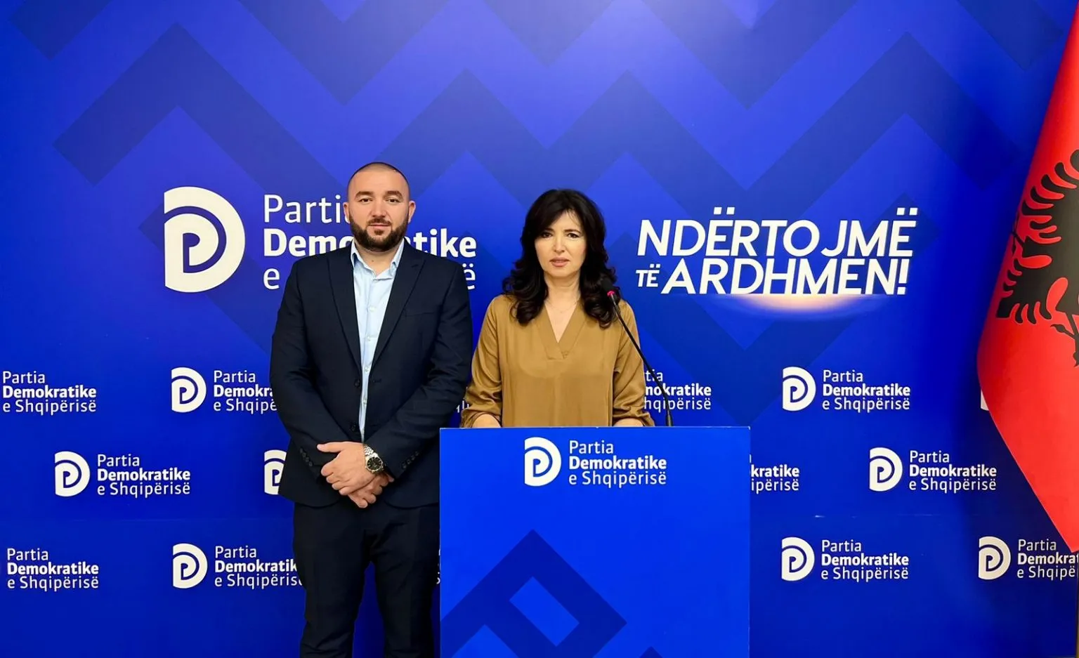 PD denoncon rritjen e çmimit të ujit: Qytetarët e paguajnë dy herë, tani përballen me abuzim