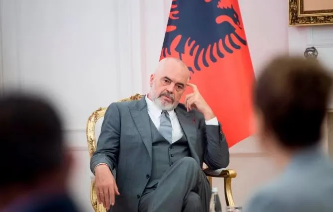 Rama  tregon për “The Financial Times” pse kërkova KFORIN në veri:  Kosova, pikë e nxehtë! Paqëndrueshmëria në Ballkanin Perëndimor i shërben interesave të Moskës