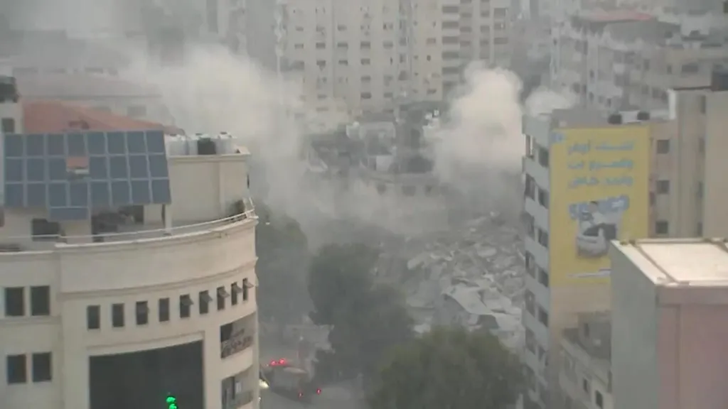 Luftimet mes Izraelit dhe grupit Hamas, shkon në 500 numri i të vrarëve, mbi 3,000 të plagosur