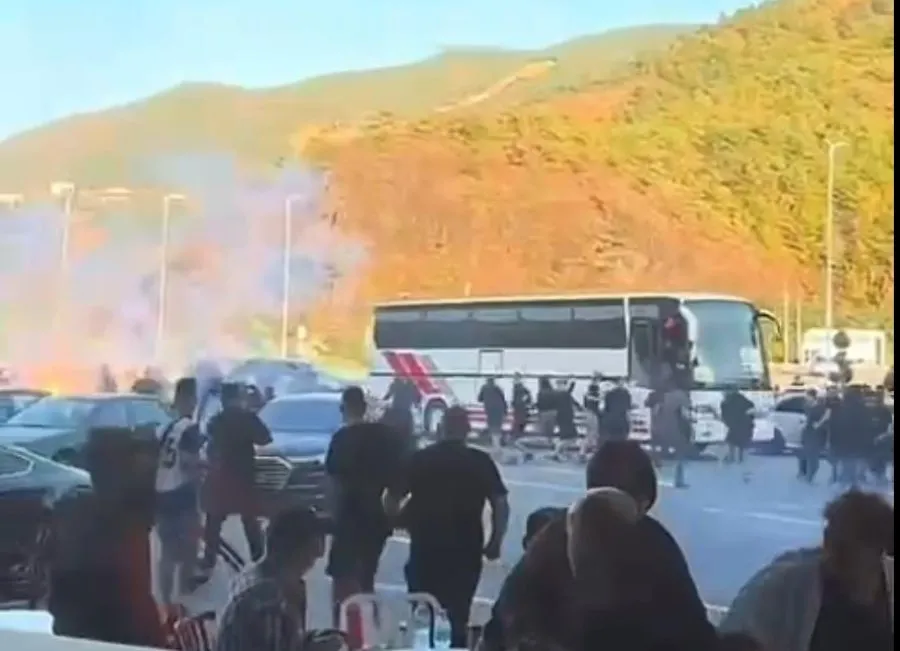 106 tifozë në polici, 8 të arrestuar nga sherri masiv në rrugën e Kombit