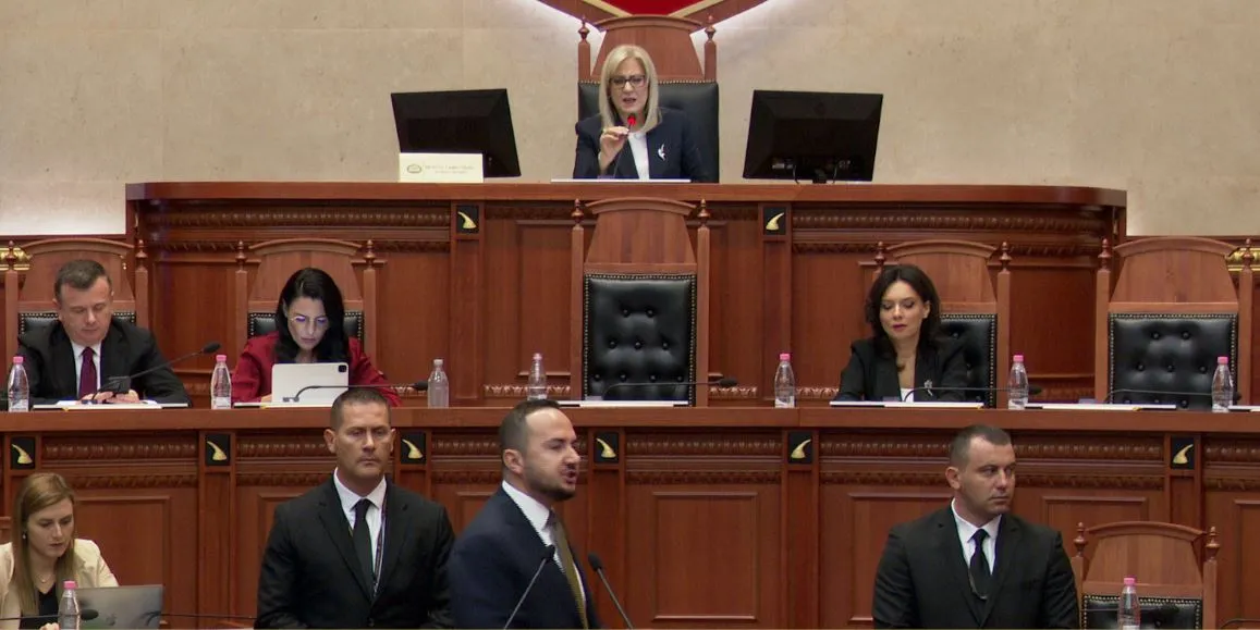 Garda bllokon foltoren pasi Salianji kërkon të flasë , Nikolla: Fjalën e ka kryeministri, mos e bëni pis seancën