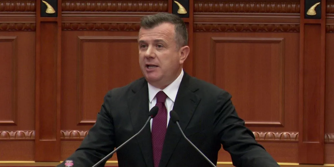 Balla i sulet opozitës: Përdorni Kosovën si instrument për të sulmuar Ramën! A thua se u djeg barku juve për vatanin
