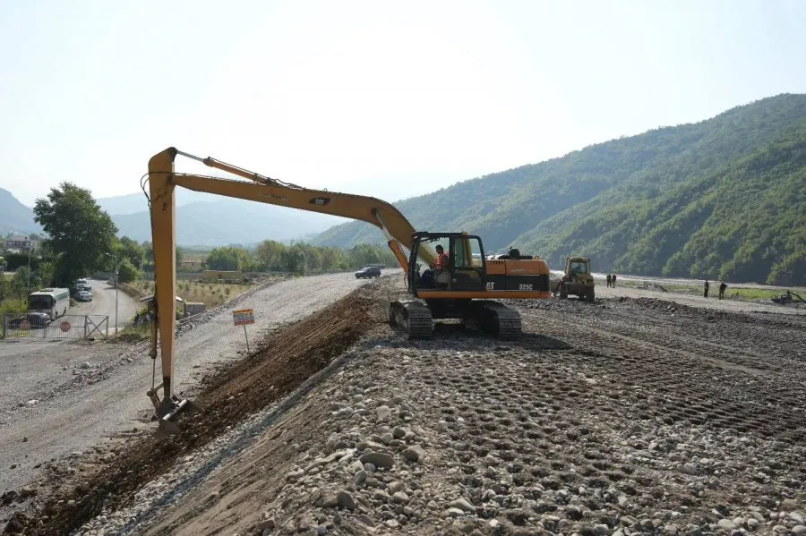 ARRSH 33.5 mln euro për segmentet  rrugore Qafë Bualli-Martanesh dhe Elbasan-Qafë Thanë (III)