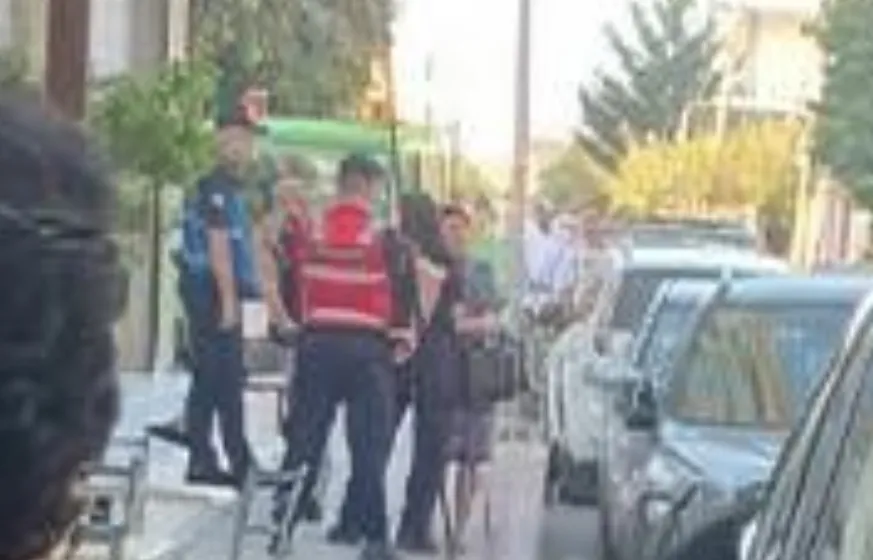 E rëndë në Durrës/ Vajza e re hidhet nga pallati dhe vdes