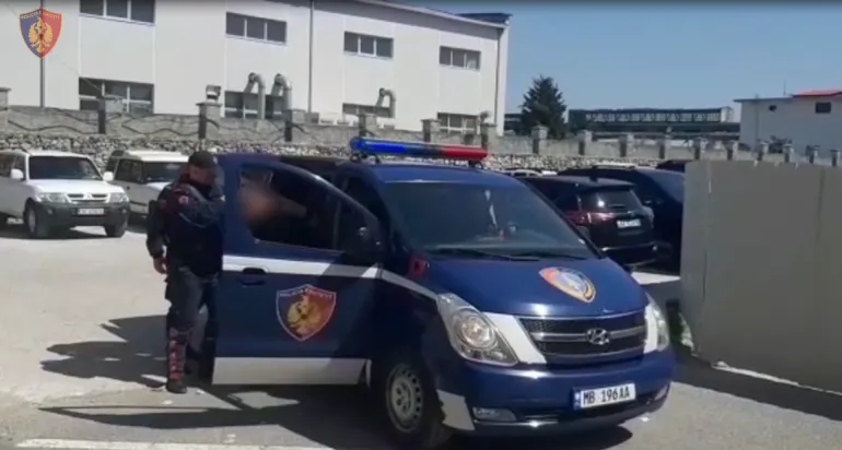 Malësinë e Madhe/  26-vjeçari  dhunon babain dhe vëllain e tij
