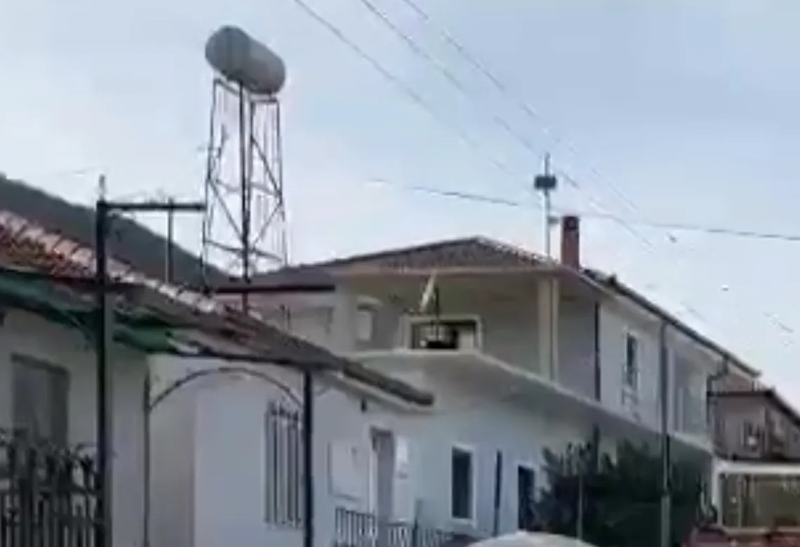 Lezhë, hajdutët qëllojnë në banesë dhe dhunojnë të moshuarin