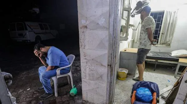 FOTOT/Pas sulmit fatal mbi spitalin e Gazës, qindra palestinezë të vdekur