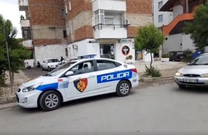 Fushë Arrëz/ I riu me probleme të shëndetit mendor, tentoi të vetëdigjet me benzinë