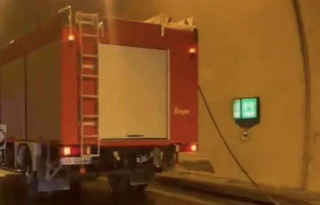 Aksidenti në tunelin e Kalimashit, Dy persona humbën jetën, 3 të tjerë mbetën të plagosur