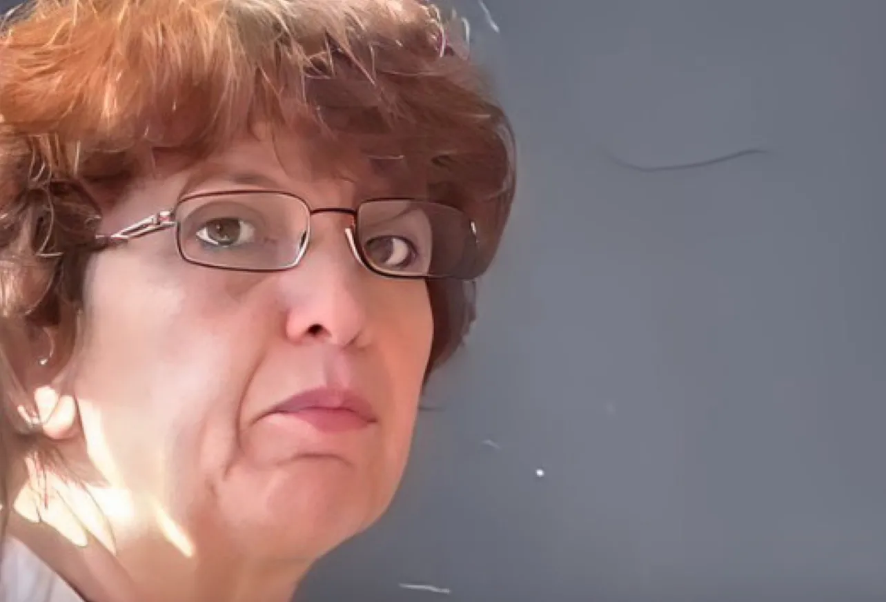 Mësuese Majlinda  që u godit nga nxënësi me karrige, shtrohet tek Trauma