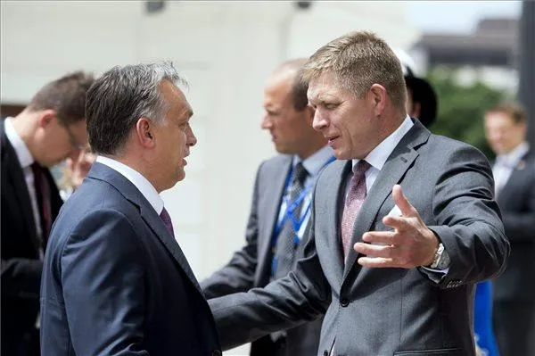 Orban së bashku me kryeministrin e sapozgjedhur të Sllovakisë, Robert Fico i shkaktojnë shqetësime Brukselit