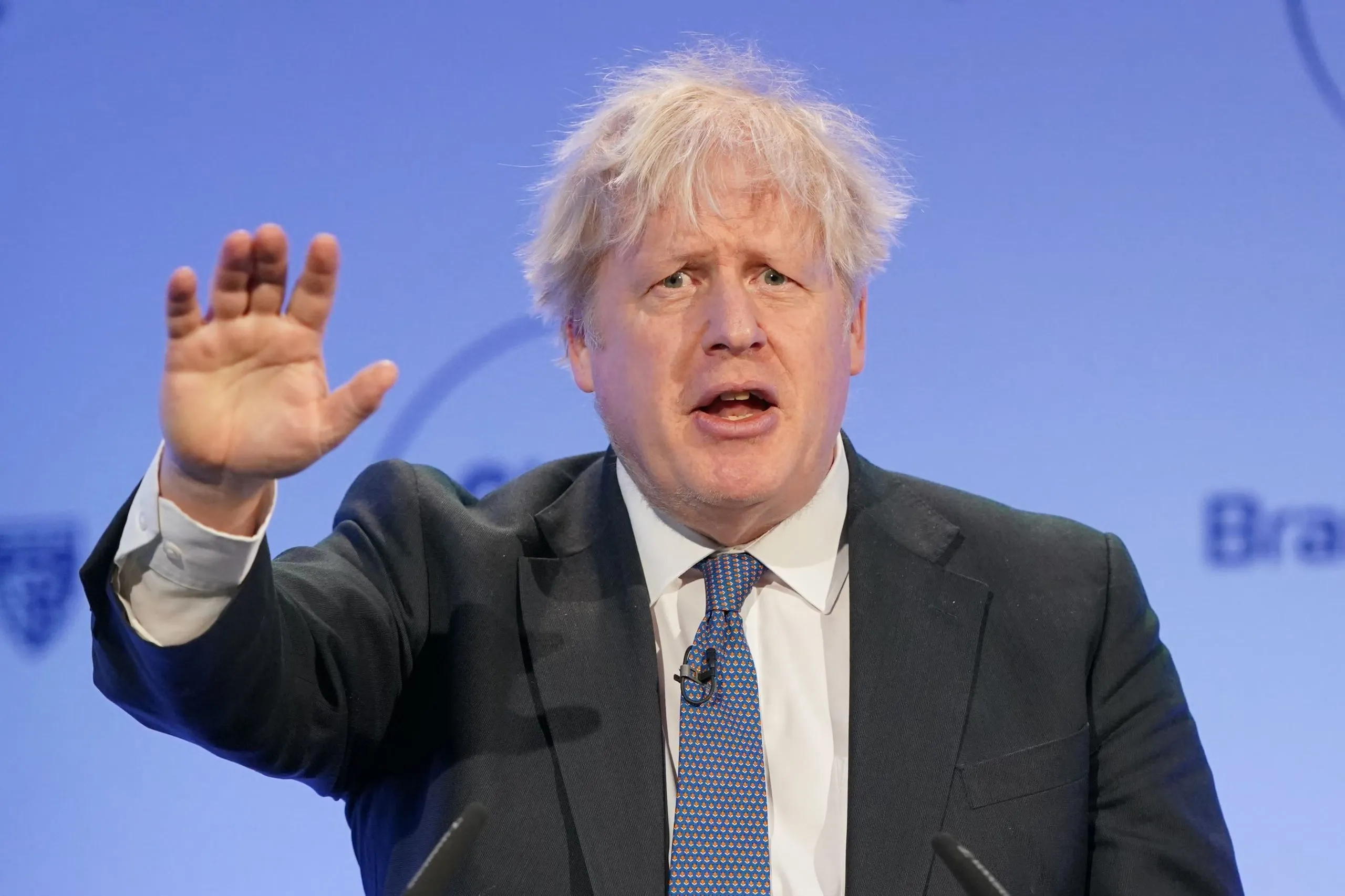 Boris Johnson i rikthehet gazetarisë