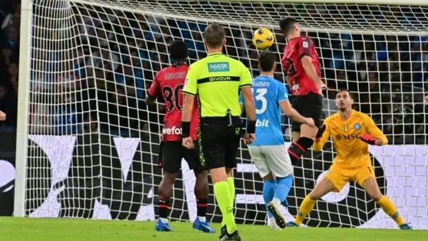 Milan del me barazim  nga Napoli