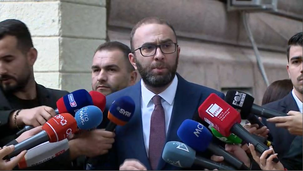 Bardhi zbardh diskutimet me grupin oarlamentar dhe Berishën: S’pranojmë provokime nga PS, nuk do ketë seancë normale