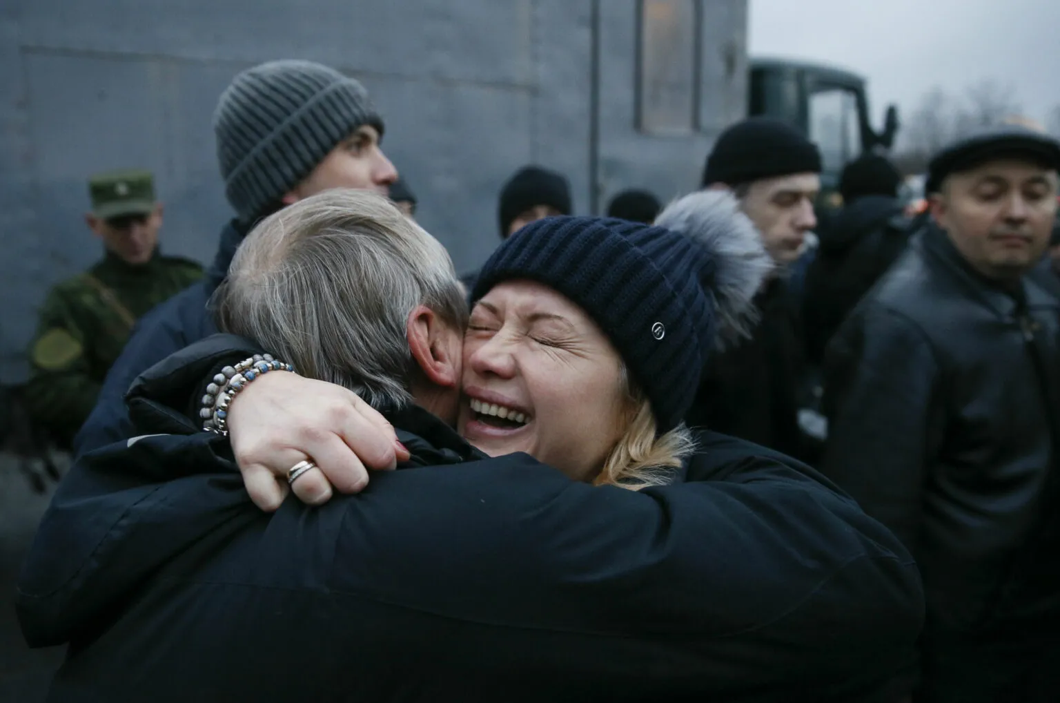Mbi 20 mijë ukrainas mbahen peng prej nisjes së luftës