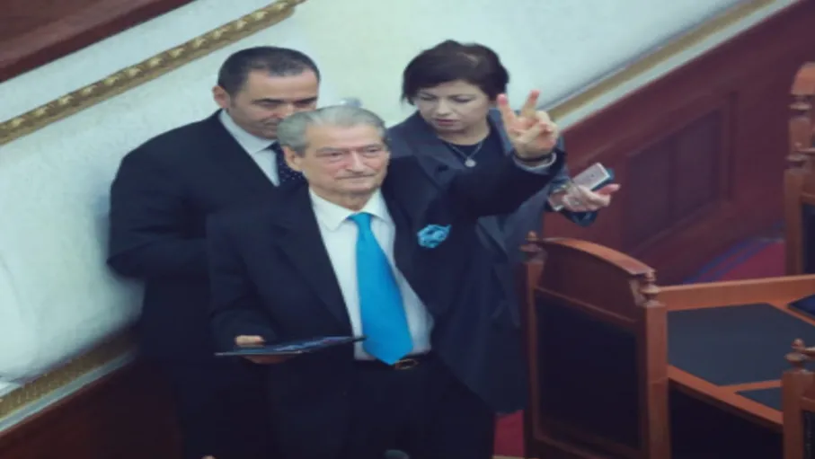 Berisha flet për skenarin e opozitës në Kuvend : Parlamenti është zhdukur…