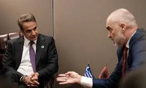 Greqia e fillon me  pengesën e parë ndaj integrimit europian të Shqipërisë