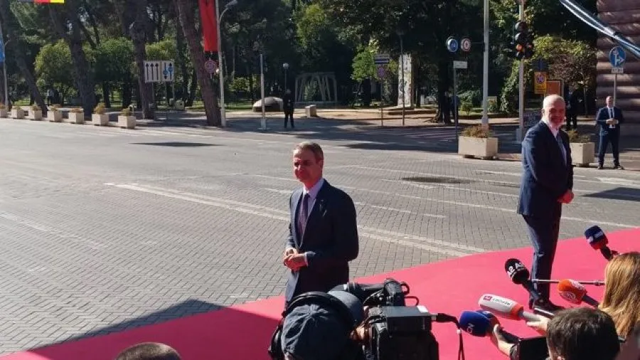 Euractiv: Greqia vendos bllokadën e parë ndaj integrimit të Shqipërisë
