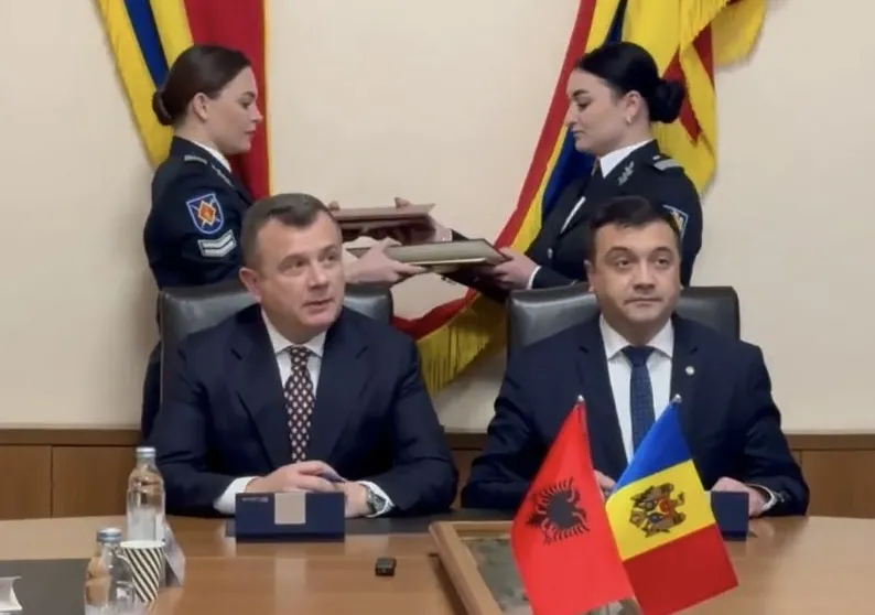 Takimi/Ministri Balla nënshkruan marrëveshje me homologun e Moldavisë: Rrisim sigurinë e qytetarëve