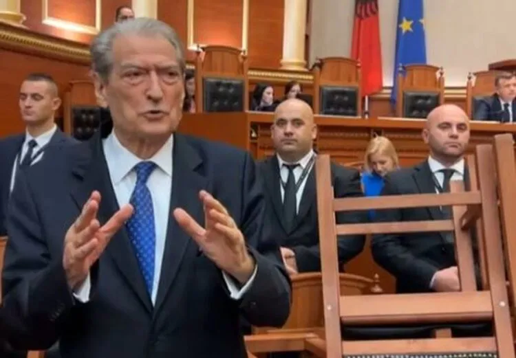 Berisha paralajmëron Manjën: Të pret burgu…