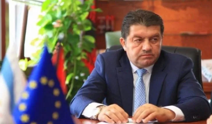 Prokuroria kërkon katër vit burg për ish-kryebashkiakun Fran Frrokaj