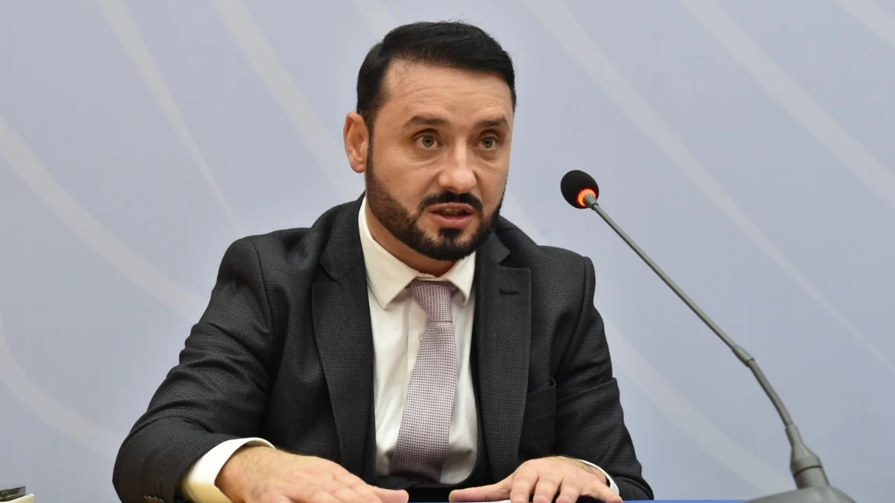 Florian Sulejmani konfirmohet  kreu  i Agjencisë së Mbikëqyrjes Policore