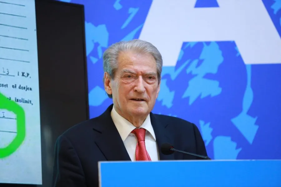 Berisha thotë se do drejtoj me vendosmëri drejt fitores : Shqipëria do renditet me vendet ku arrestohet lideri i opozitës!