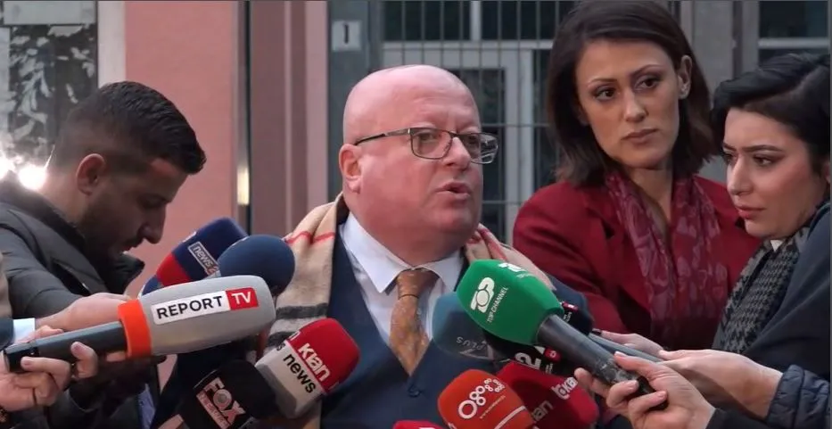 Reagon avokati i Berishës për çeshtjen e vulës: Vendim në shkelje flagrante të ligjit