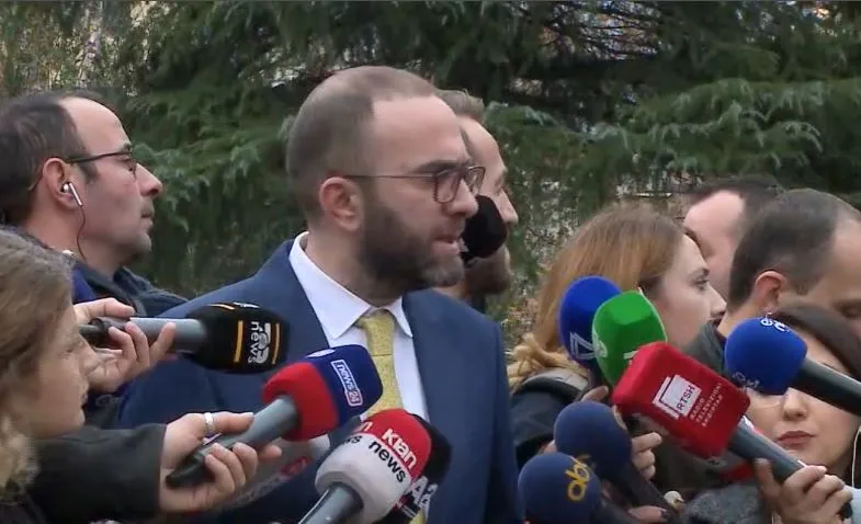 Bardhi: Nuk e njohim rregullore e re të miratuar sot! E çojmë në Gjykatën Kushtetuese
