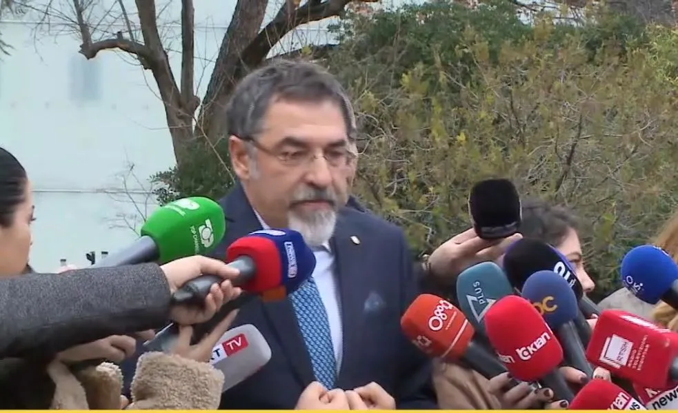 Bledi Çuçi tregon votën e socialistëve për heqjen e imunitetit të Berishës