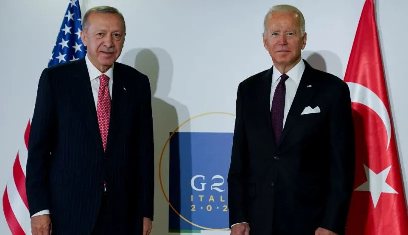 Erdogan bisedë telefonike me Biden, i kërkon të vendosë armëpushimin në Gaza