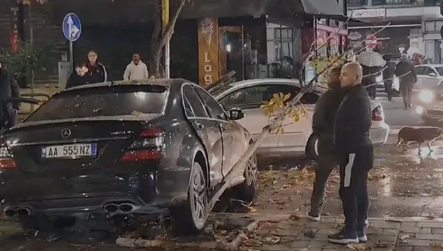 Tiranë/ Aksident automobilistik