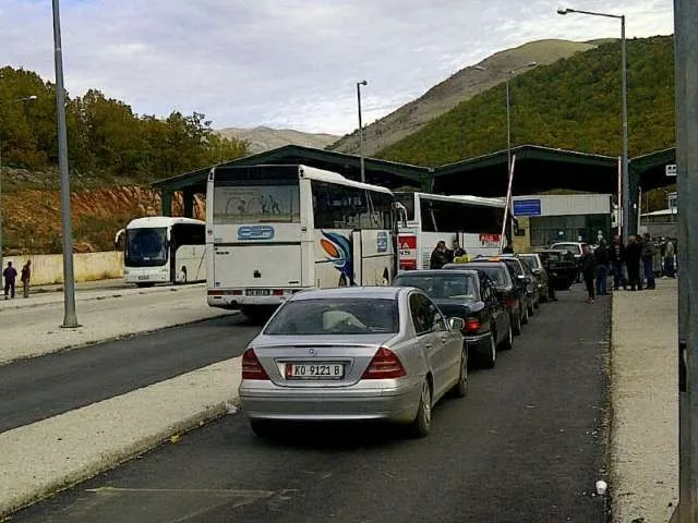 Fluks në pikat kufitare me Greqinë: Emigrantët shqiptarë janë kthyer në vendet e tyre ku punojnë dhe jetojnë
