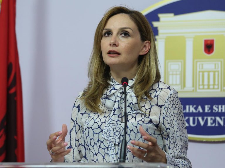 Deputetja Jorida Tabaku : Inflacioni socialist dhe taksat socialiste kanë varfëruar familjet shqiptare