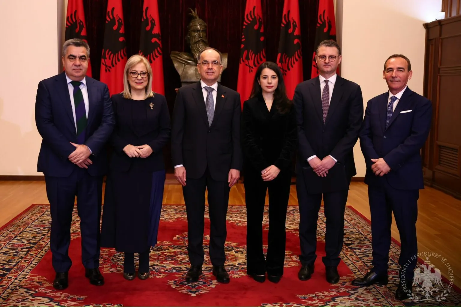 Betohen në Presidencë 3 ministrat e rinj të kabinetit të qeverisë Rama