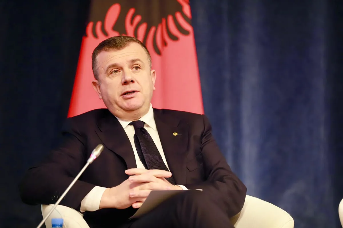 Balla 6 muaj si ministër i Brendshëm, bën analizë: Në  çdo drejtori vendore! “Nota” vlerësimi për çdo drejtues policie