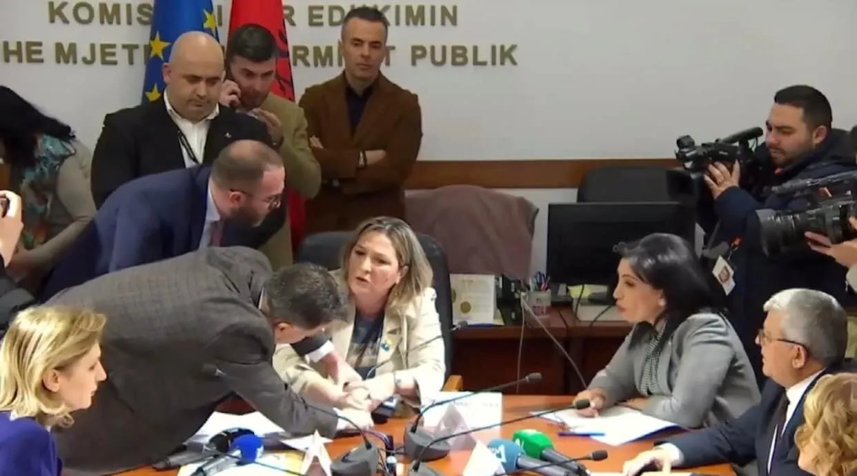 Aleanca e Grave Parlamentare: Dënojmë me ashpërsi aktet e dhunshme!