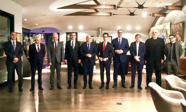 Publikohet deklarata  me 11 pikat, që miratuan 6 liderët e rajonit