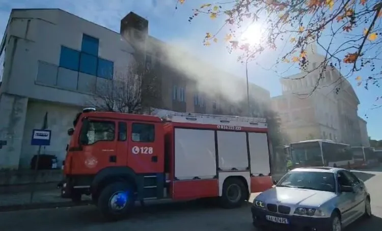 Fier/ Marrin flakë zyrat e IKMT